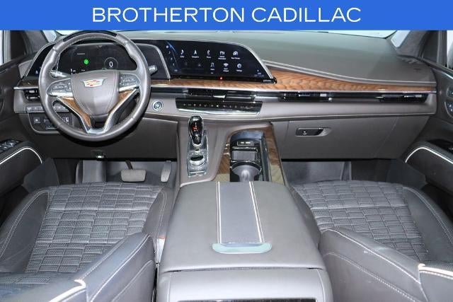 2023 Cadillac Escalade 4WD Sport Platinum