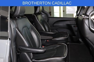 2023 Chrysler Pacifica Hybrid Limited
