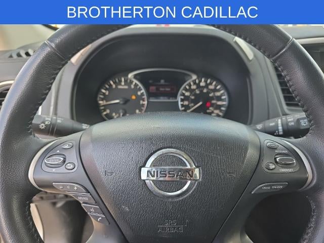 2019 Nissan Pathfinder SV