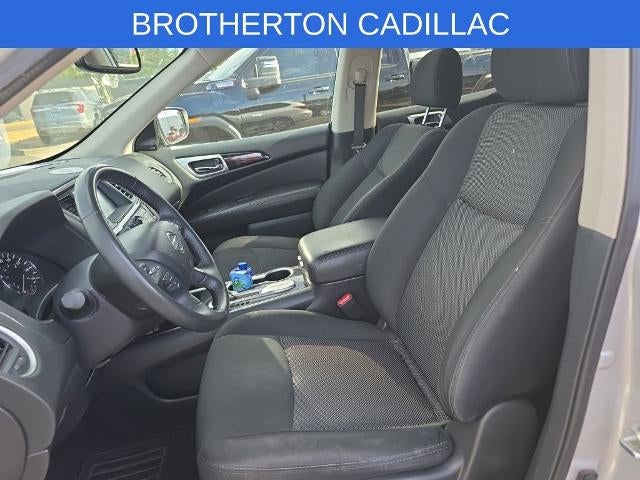 2019 Nissan Pathfinder SV