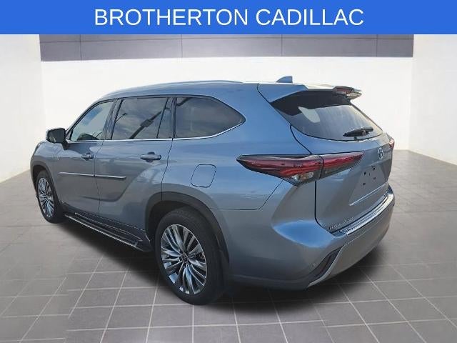 2024 Toyota Highlander Hybrid Platinum