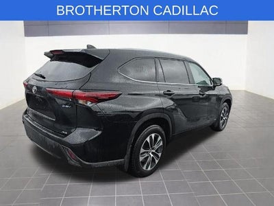 2025 Toyota Highlander Hybrid XLE