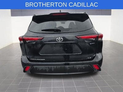 2025 Toyota Highlander Hybrid XLE