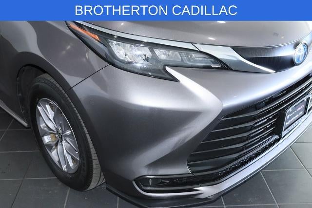 2024 Toyota Sienna LE
