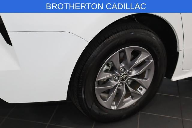 2024 Toyota Sienna LE