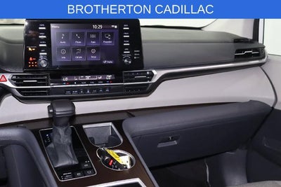 2024 Toyota Sienna LE