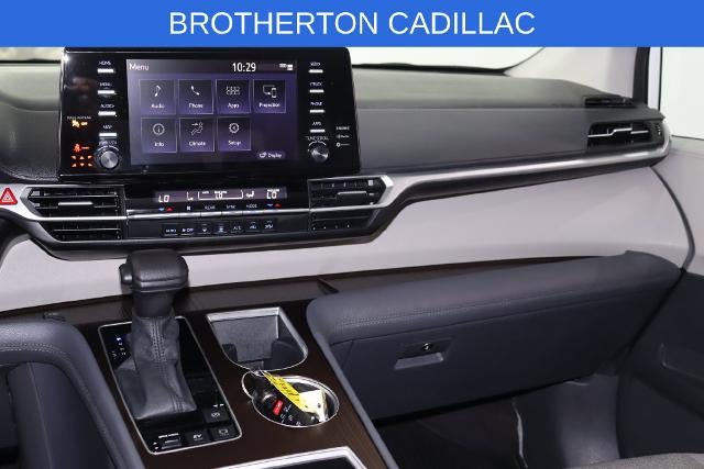 2024 Toyota Sienna LE