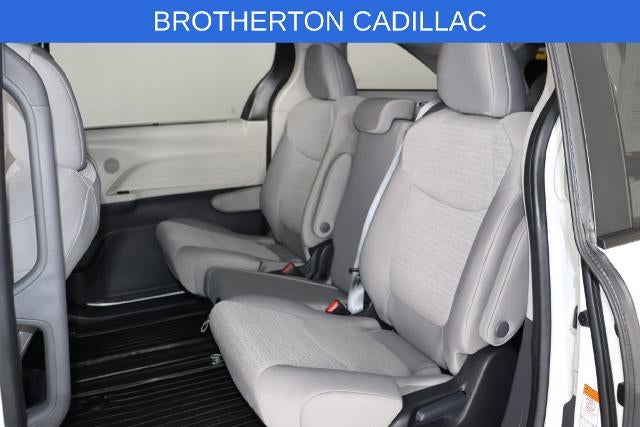 2024 Toyota Sienna LE