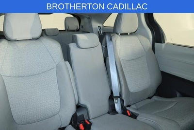 2024 Toyota Sienna LE