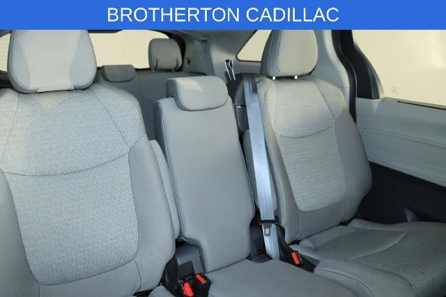2024 Toyota Sienna LE