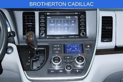 2020 Toyota Sienna XLE Auto Access Seat
