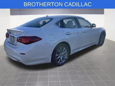 2019 INFINITI Q70 Base