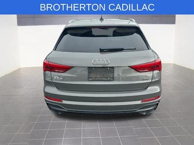 2020 Audi Q3 S line Prestige