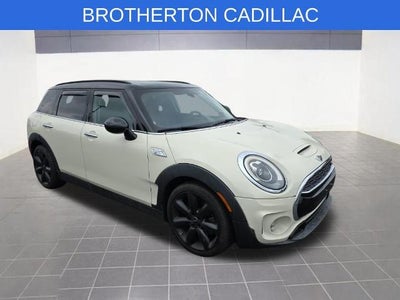 2017 MINI Clubman Base
