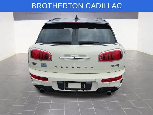 2017 MINI Clubman Base