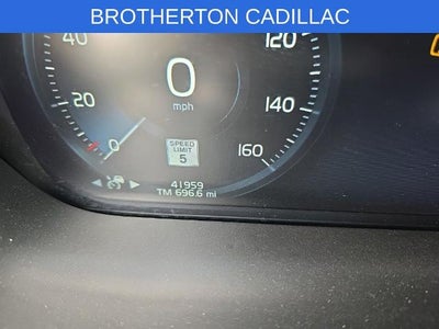 2018 Volvo XC60 R-Design