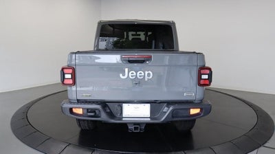 2022 Jeep Gladiator Overland
