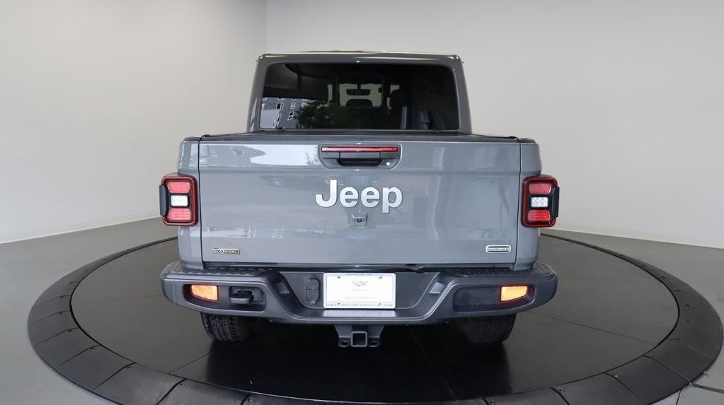 2022 Jeep Gladiator Overland