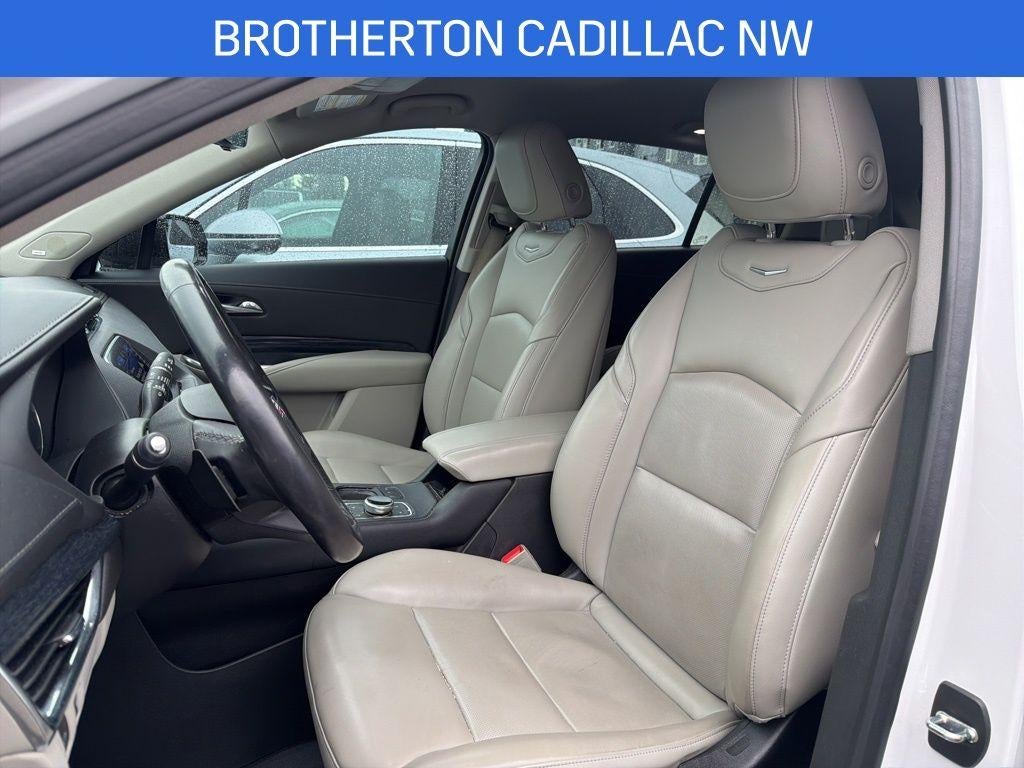 2020 Cadillac XT4 Premium Luxury