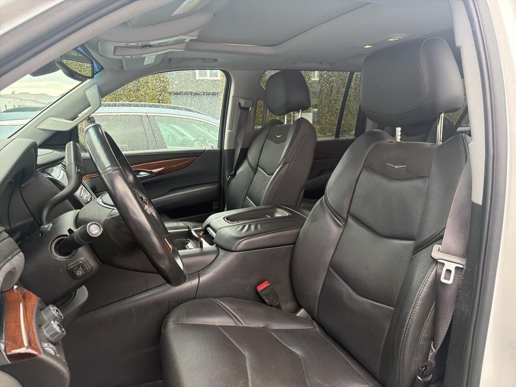 2016 Cadillac Escalade ESV Luxury