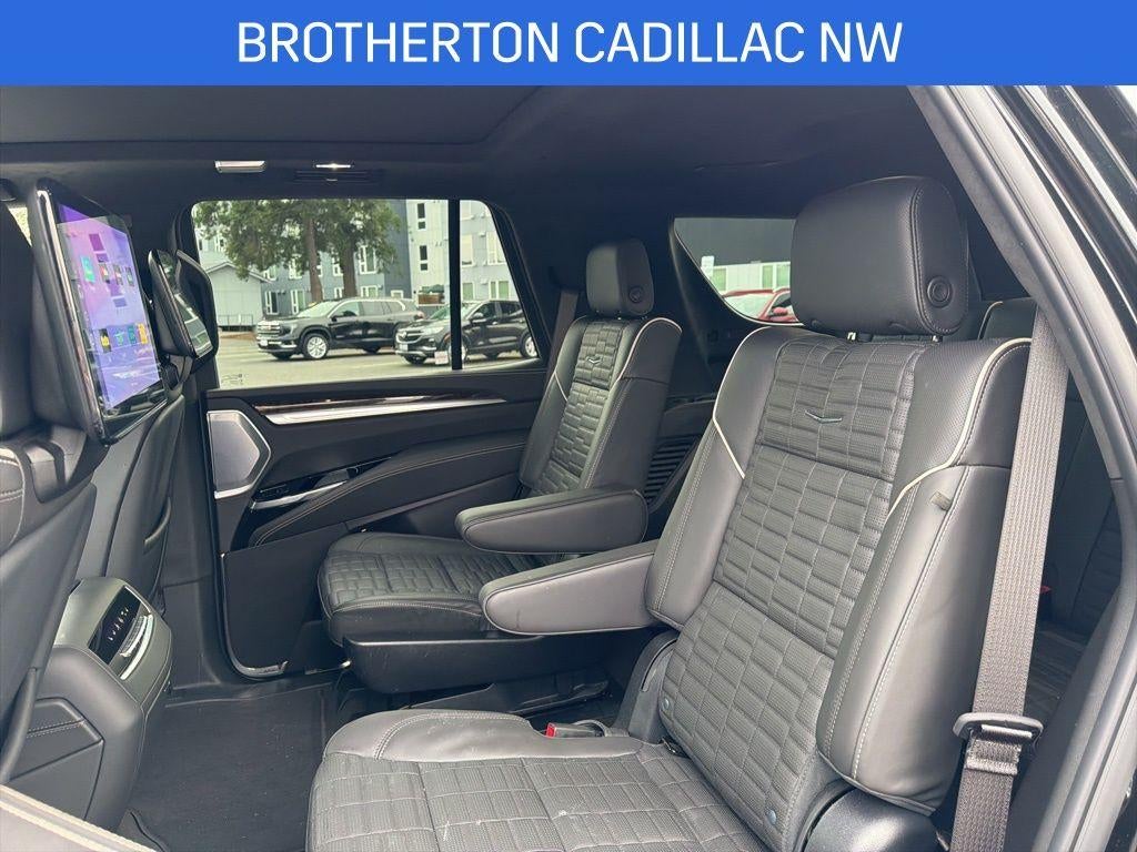 2025 Cadillac Escalade Sport Platinum