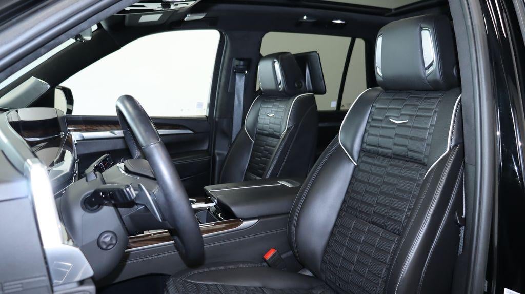 2025 Cadillac Escalade Sport Platinum