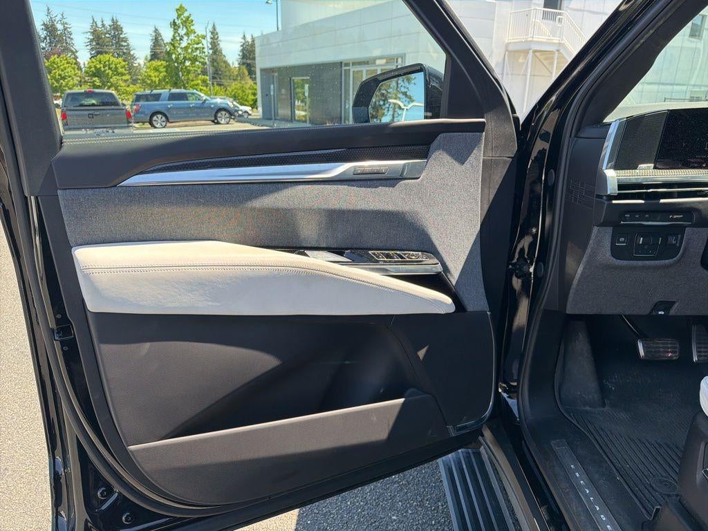 2025 Cadillac Escalade V-Series