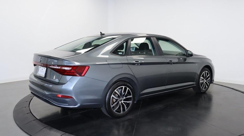 2025 Volkswagen Jetta 1.5T SE