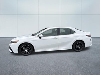 2024 Toyota Camry SE AWD