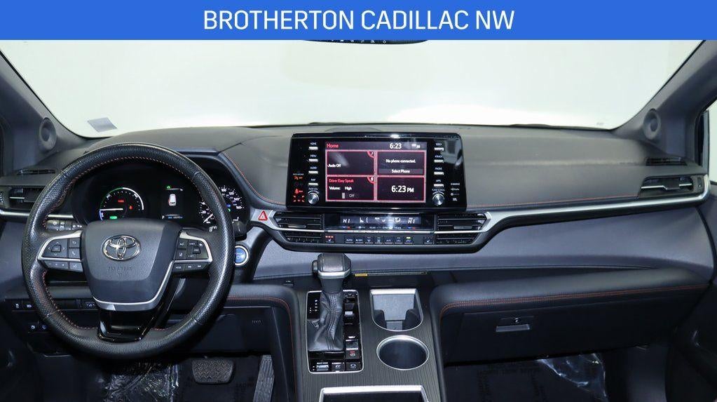 2021 Toyota Sienna XSE