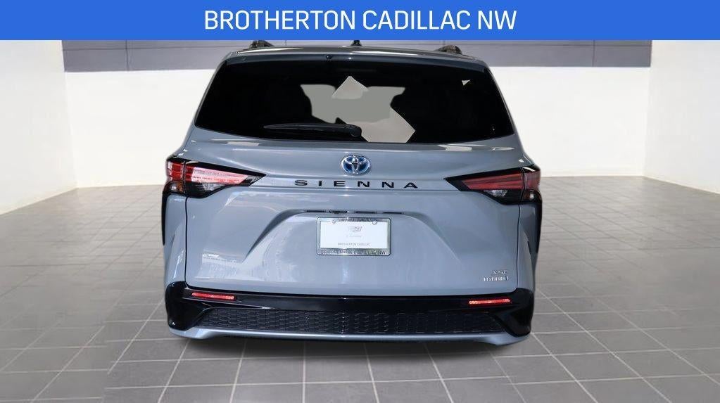 2024 Toyota Sienna XSE