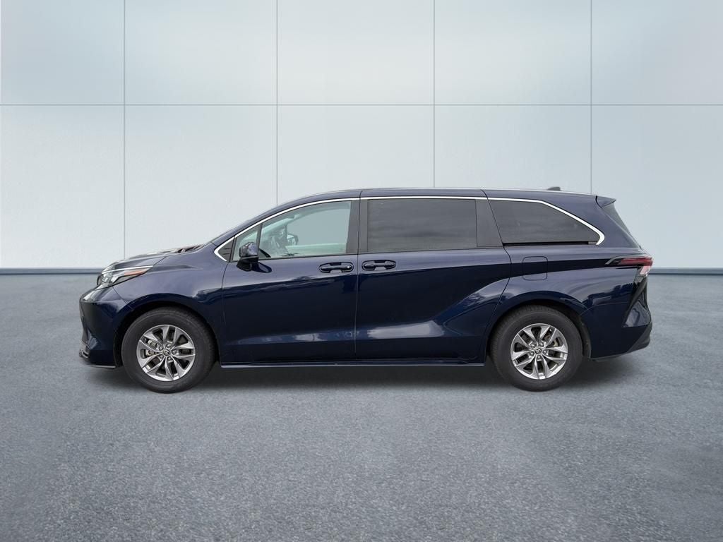 2024 Toyota Sienna LE AWD