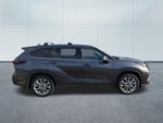 2025 Toyota Highlander Limited