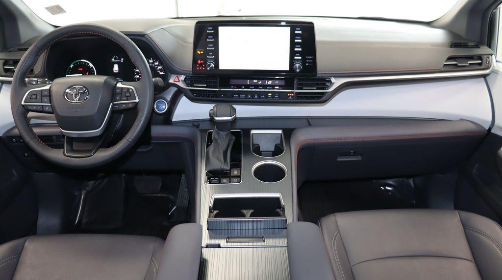 2024 Toyota Sienna XSE