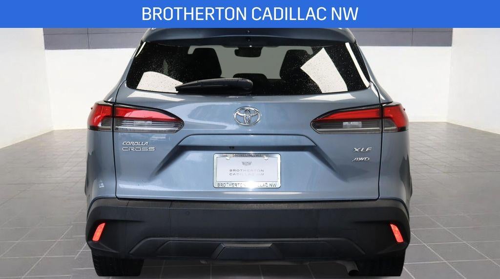 2024 Toyota Corolla Cross XLE