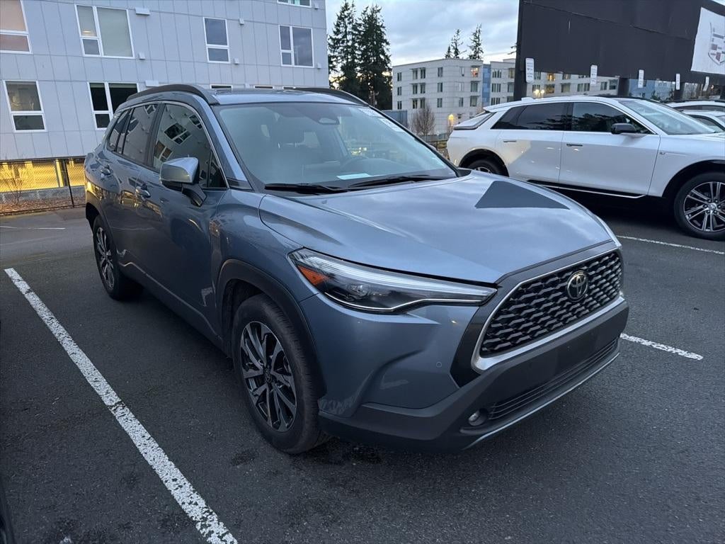 2024 Toyota Corolla Cross XLE