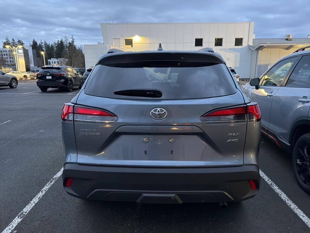 2024 Toyota Corolla Cross XLE