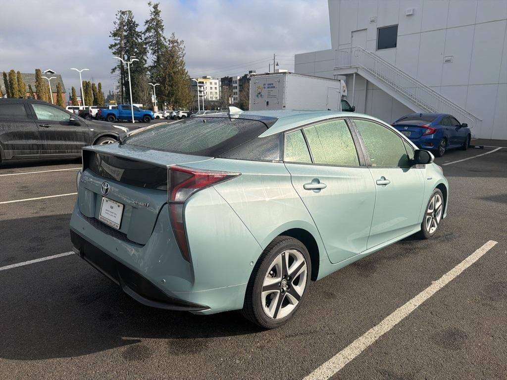 2018 Toyota Prius Three Touring