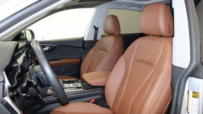 2022 Audi Q8 55 Premium Plus