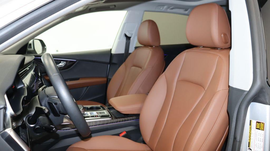 2022 Audi Q8 55 Premium Plus