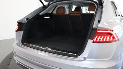 2022 Audi Q8 55 Premium Plus