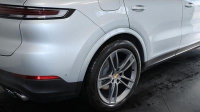 2024 Porsche Cayenne Base