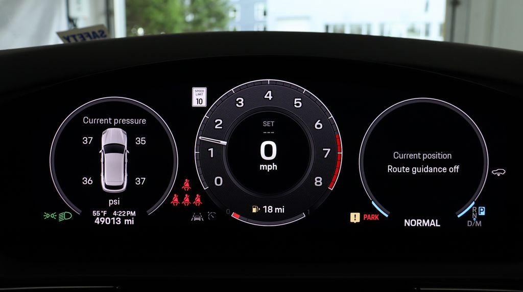 2024 Porsche Cayenne Base