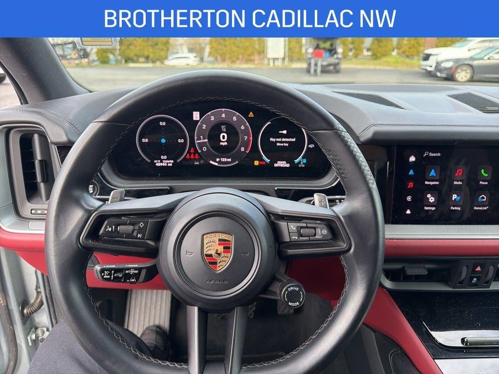 2024 Porsche Cayenne Base