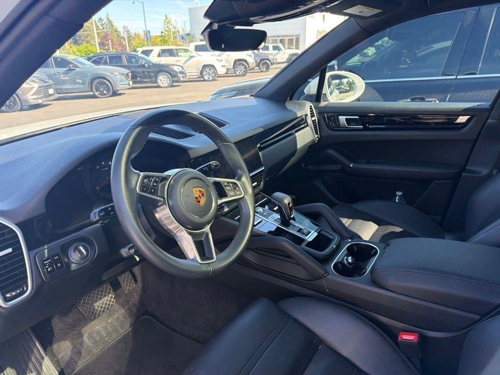 2021 Porsche Cayenne Base