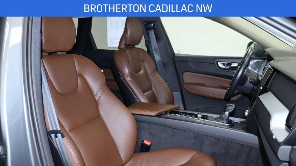 2020 Volvo XC60 T5 Momentum