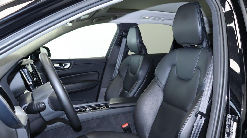 2023 Volvo XC60 B5 Core