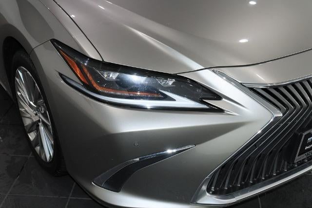 2021 Lexus ES 300h Luxury