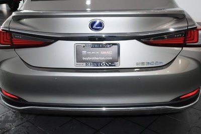 2021 Lexus ES 300h Luxury
