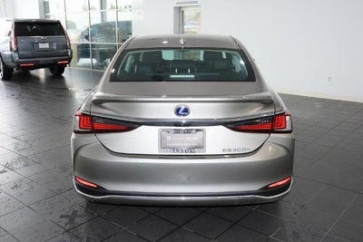 2021 Lexus ES 300h Luxury